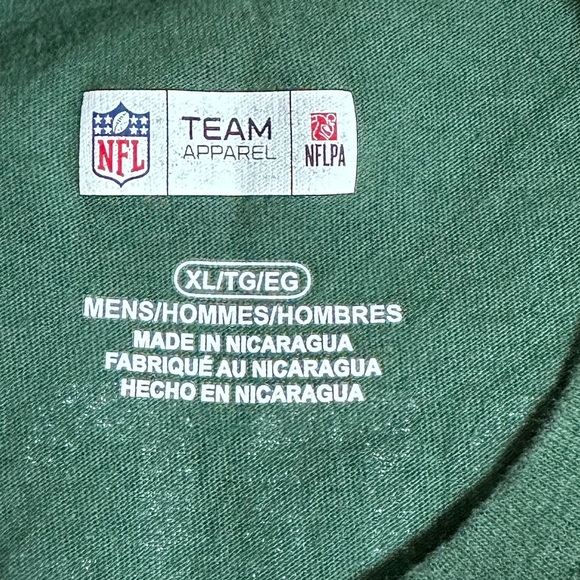 Green Bay Packers Roggers 12 Green Tee Shirt well loved - Picture 2 of 5